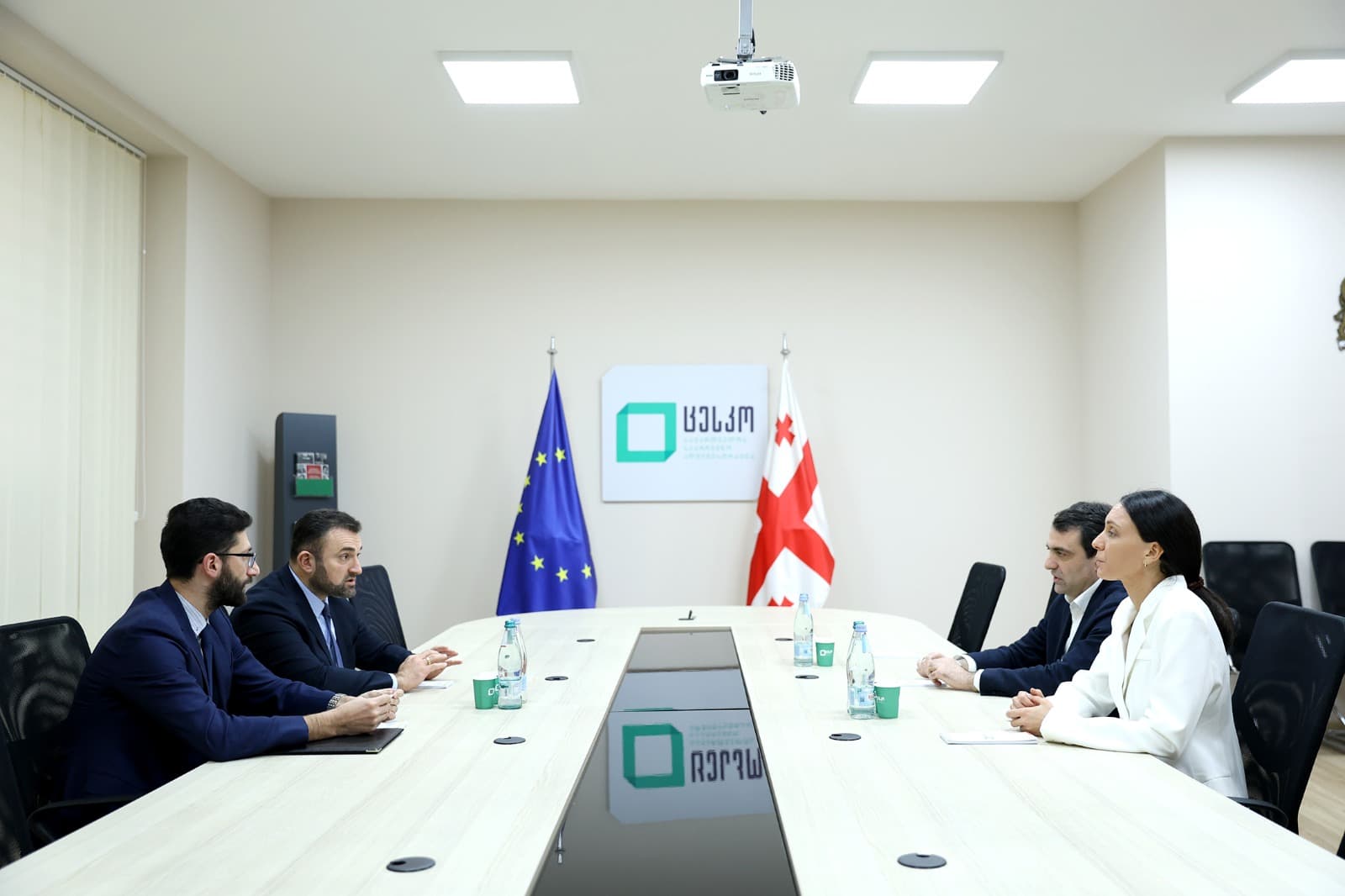 Memorandum of Cooperation Signed Between Georgian Bar Association and CEC