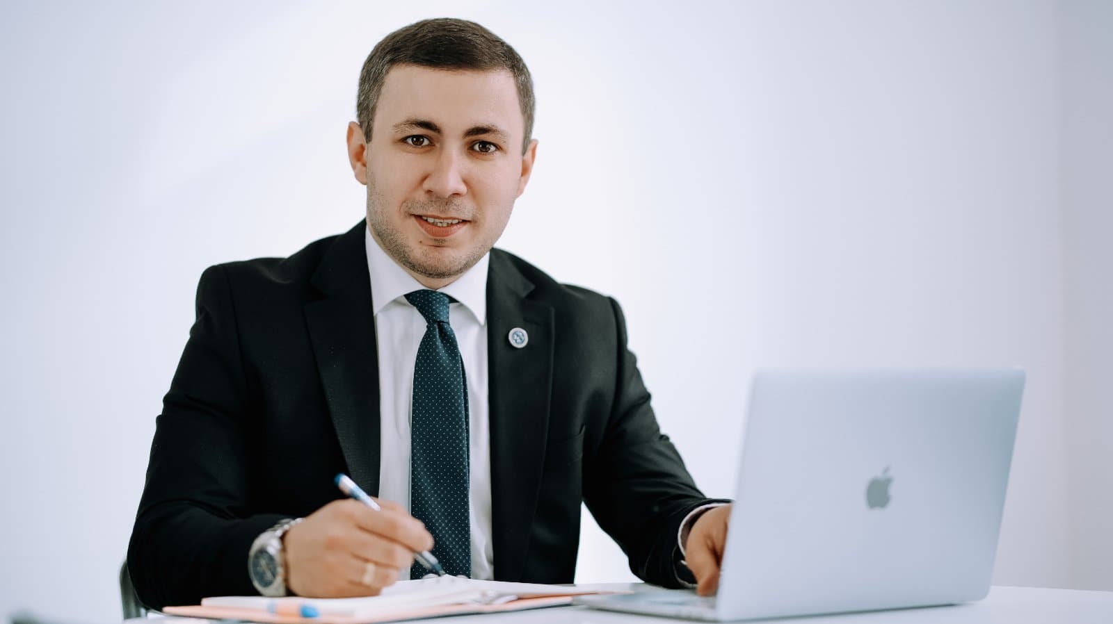 თორნიკე ჩიქოვანი