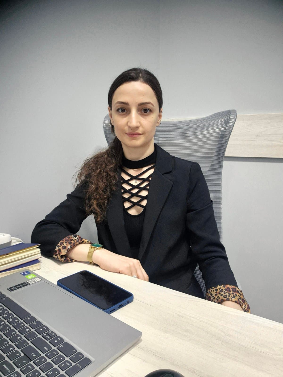 ლაურა დავითაძე